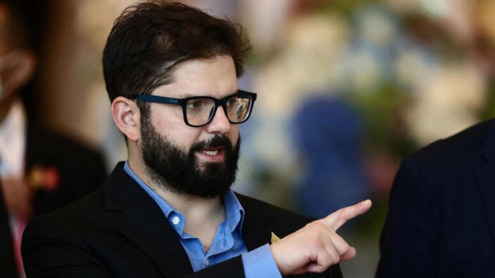 Aprobación al presidente Boric cae fuerte a  meses de cumplir su primer año de gobierno