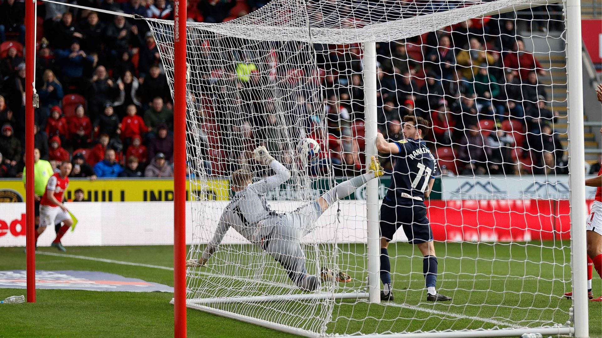 Blackburn Rovers cae goleado sin Brereton en cancha