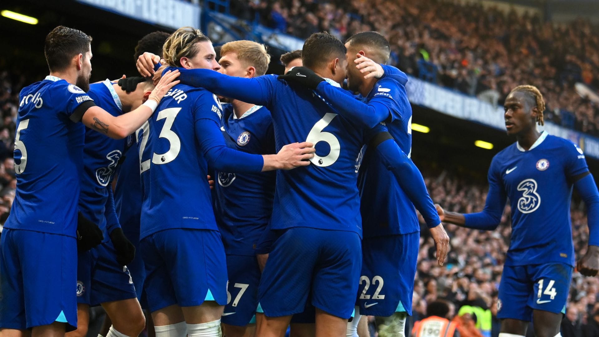 El Chelsea sonríe por su victoria y por Mudryk