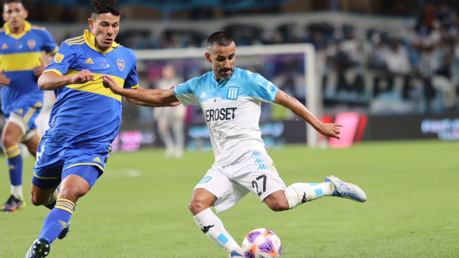 Racing es campeón de la Supercopa Internacional con Arias de titular