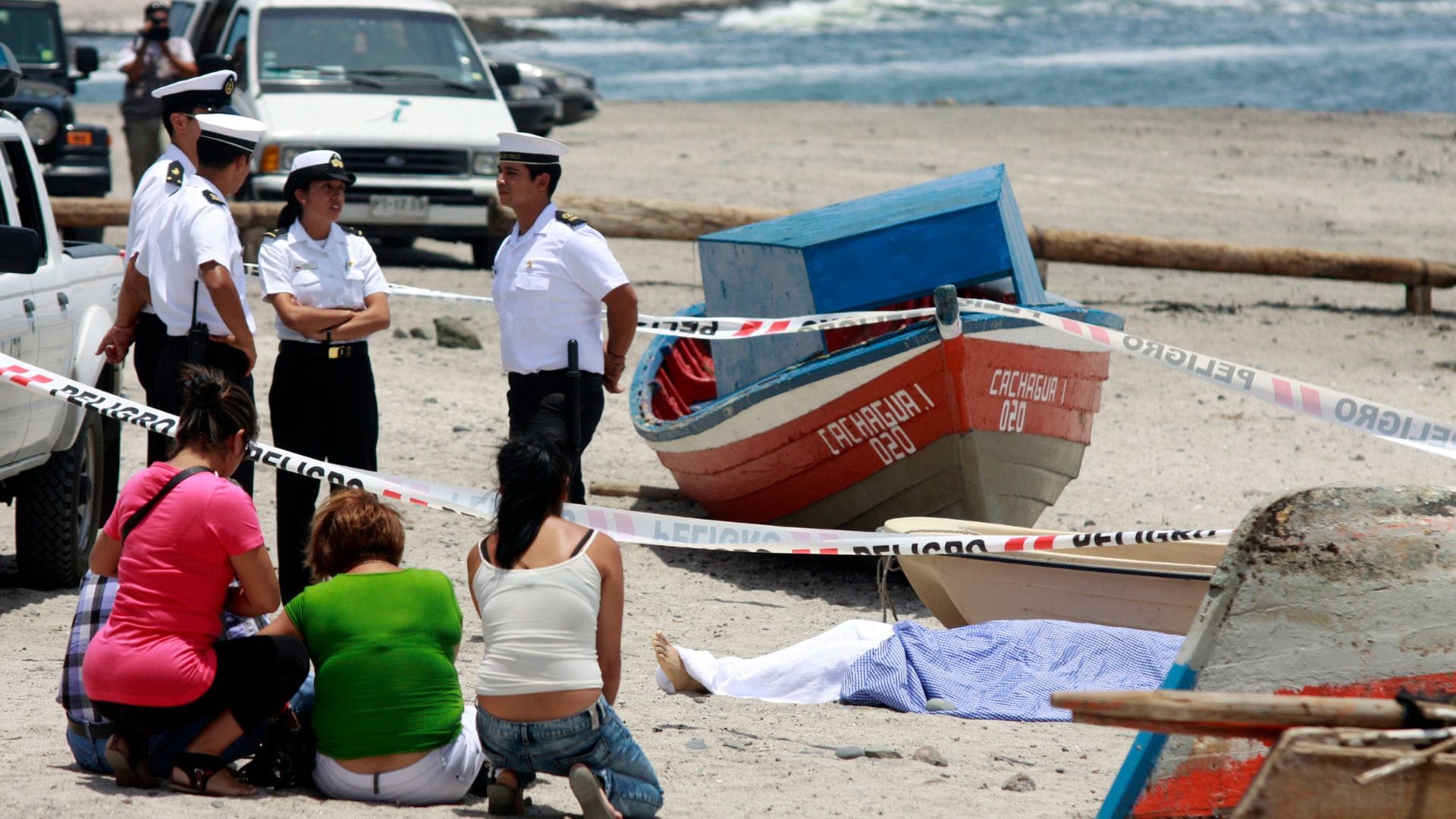 DJ iquiqueño muere ahogado tras salvar la vida de tres niños que fueron arrastrados por el mar