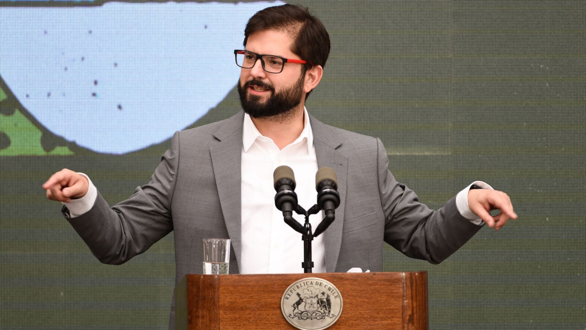 Encuesta Cadem: 86% piensa que el Presidente Gabriel Boric no tiene experiencia para gobernar