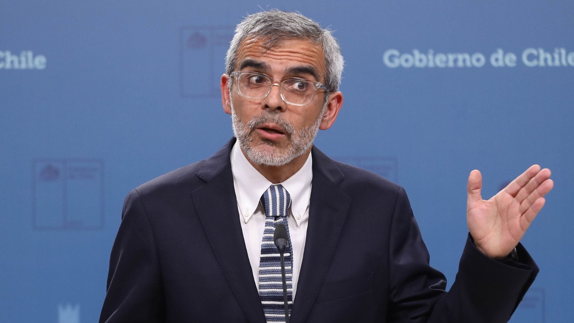 Ministro Cordero descartó “algún antecedente que suponga que el presidente indultó a personas equivocadas”