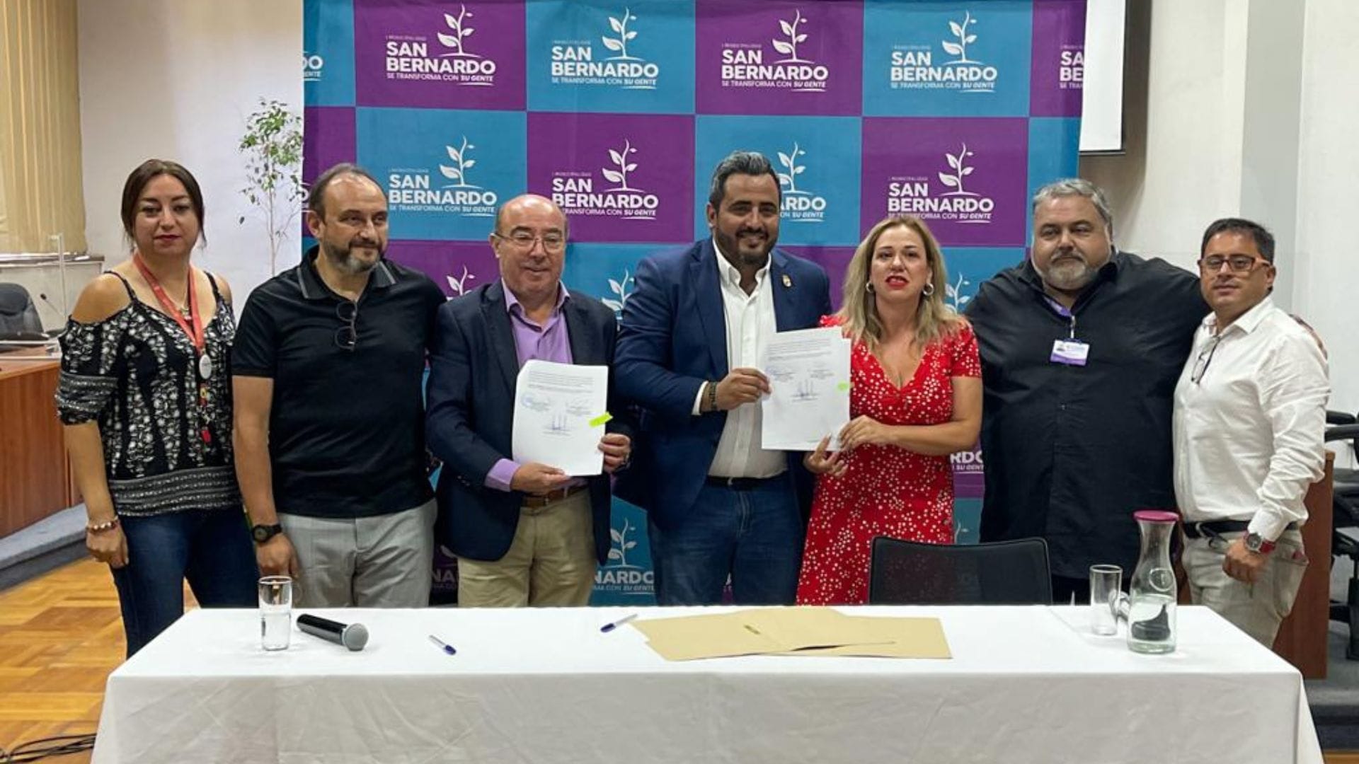 San Bernardo firma convenio con el Centro de Formación Técnica de la Región Metropolitana
