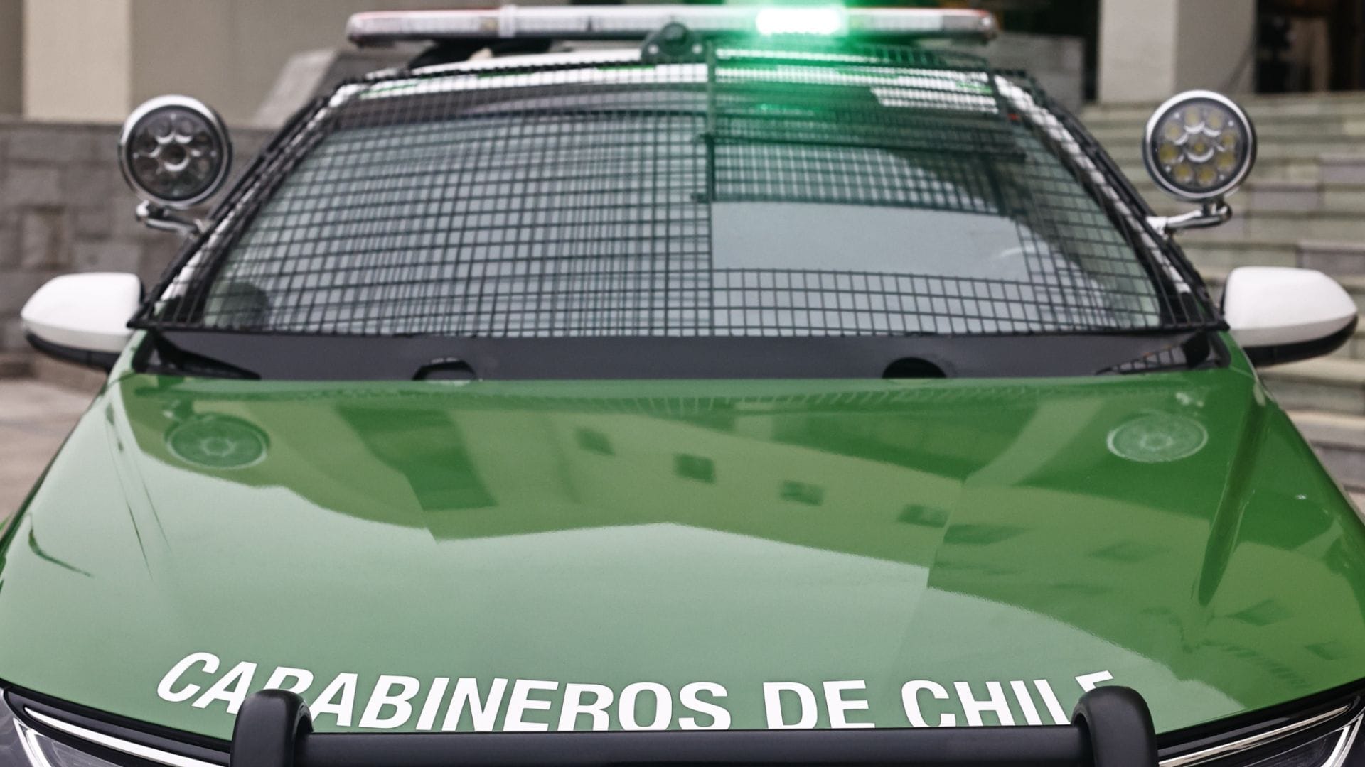 Carabinero recibió un parte por manejar una patrulla policial sin licencia de conducir