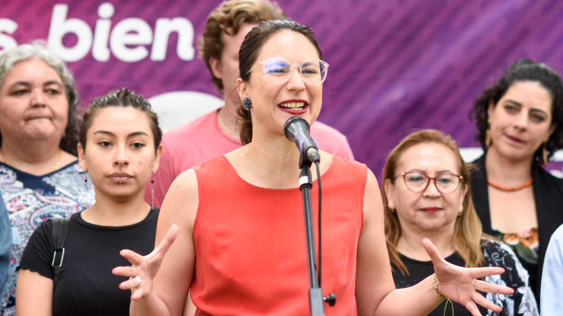 Alcaldesa Irací Hassler anunció que Santiago tendrá la primera clínica municipal de Chile