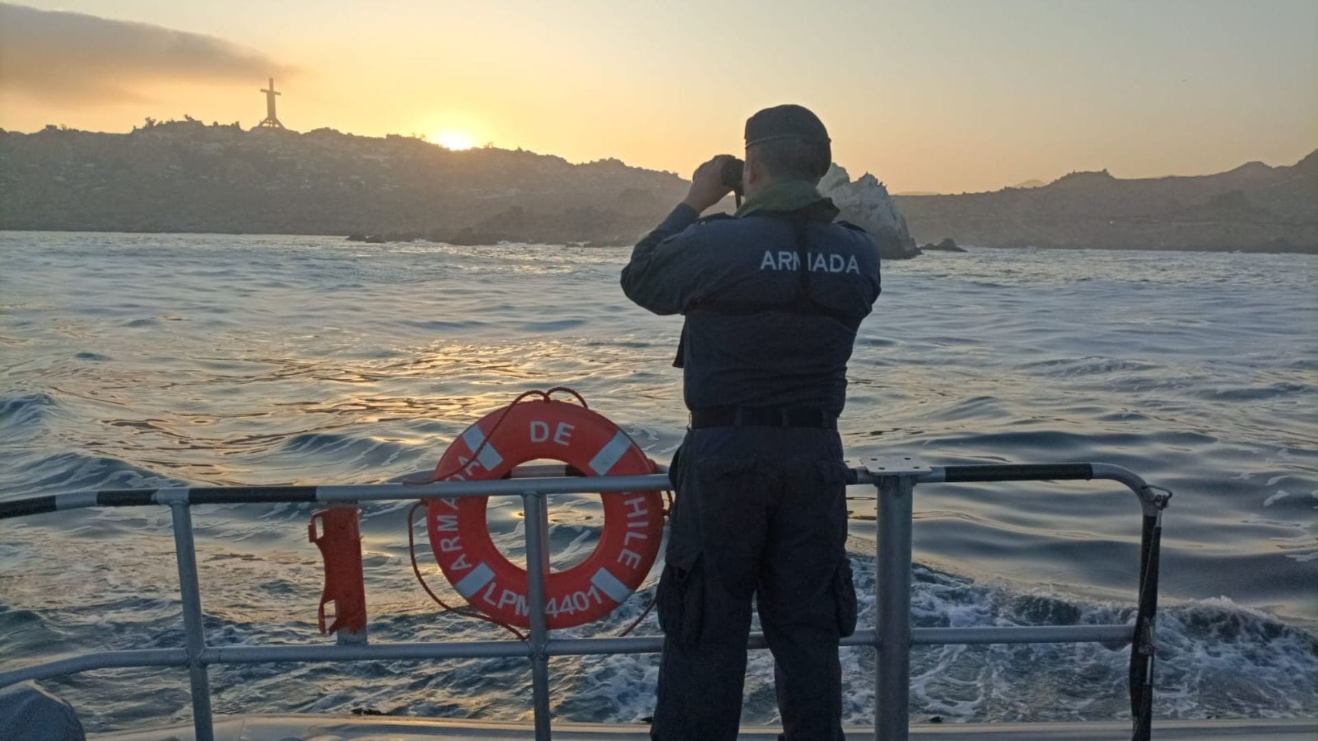 Adolescente está desaparecido tras caer al mar desde roqueríos en Coquimbo