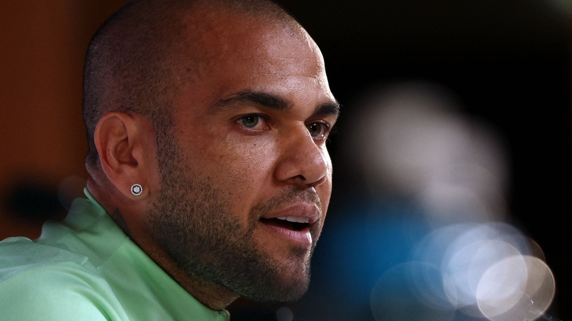 Dani Alves a prisión preventiva sin fianza en Barcelona acusado de una agresión sexual