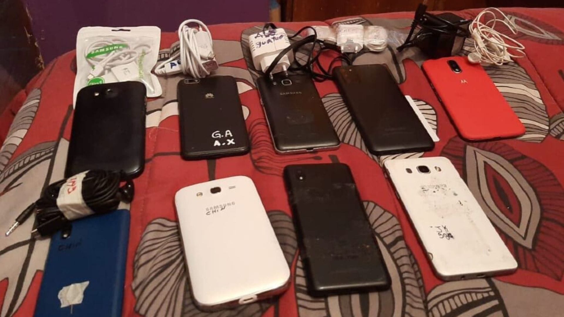 Nueva norma obligará a las compañías a bloquear celulares robados