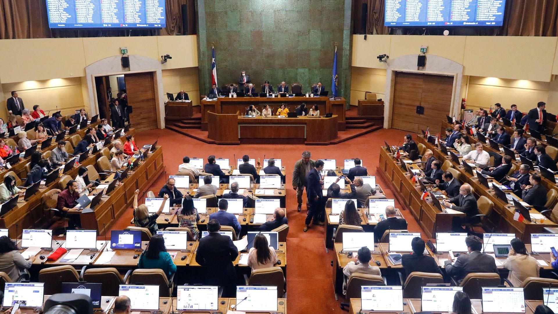 Pasará al Senado: Cámara de Diputados aprueba proyecto para que las elecciones de octubre se realicen en dos días