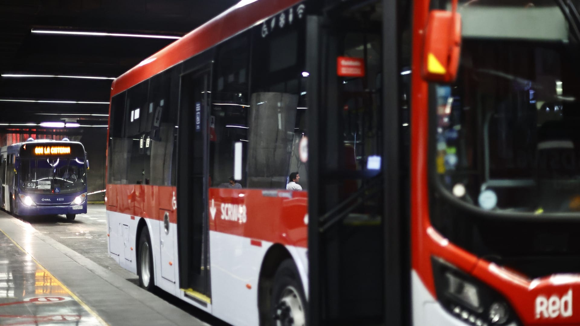 Inauguran nuevo recorrido de buses que llegarán hasta el Aeropuerto de Santiago