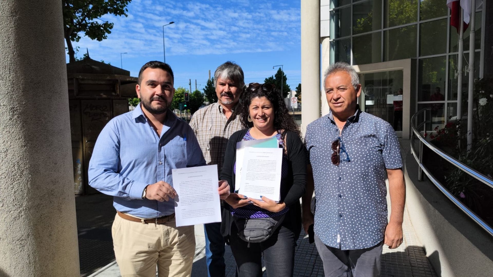 Concejales recurren a Contraloría por licitaciones de parquímetros