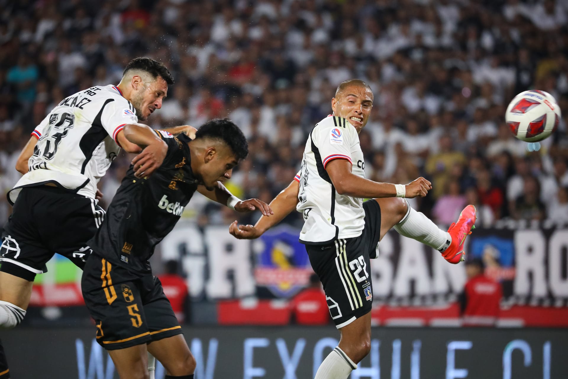 Coquimbo Unido pasa por encima de Colo Colo en el Estadio Monumental
