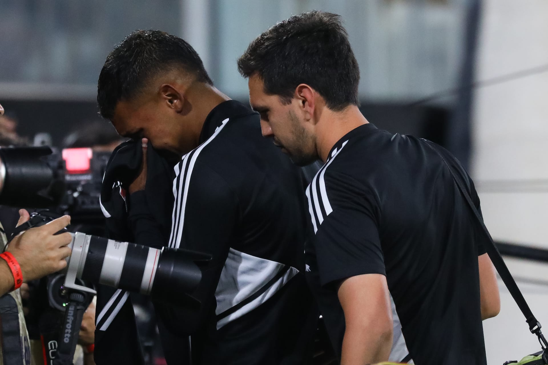 El plantel de Colo Colo sale a defender al criticado Daniel Gutiérrez tras sus errores ante Coquimbo