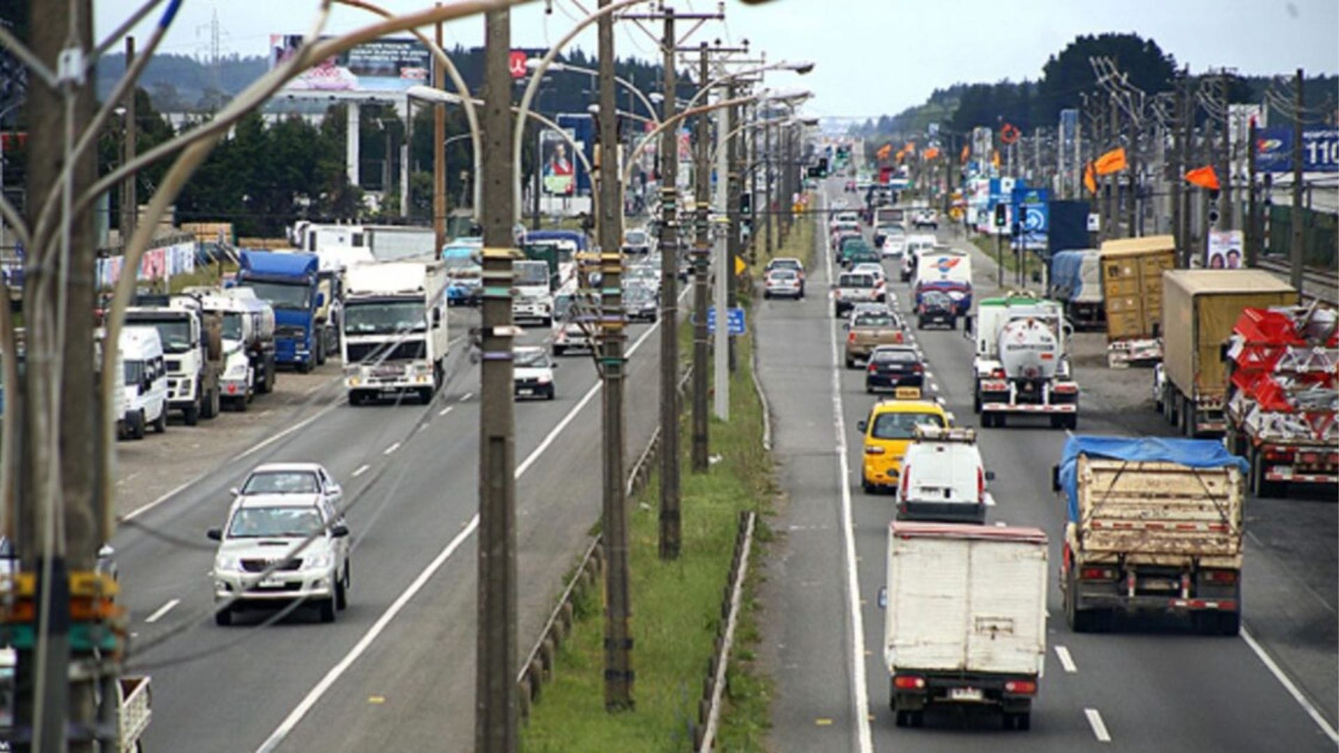 Alcalde de Coronel pide públicamente paralizar construcción de viviendas en Ruta 160