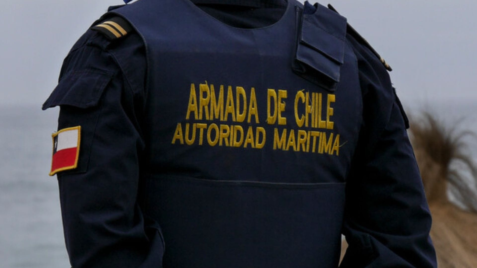 Golpearon a guardia: Sujetos roban armas y municiones de la Armada en Cochamó
