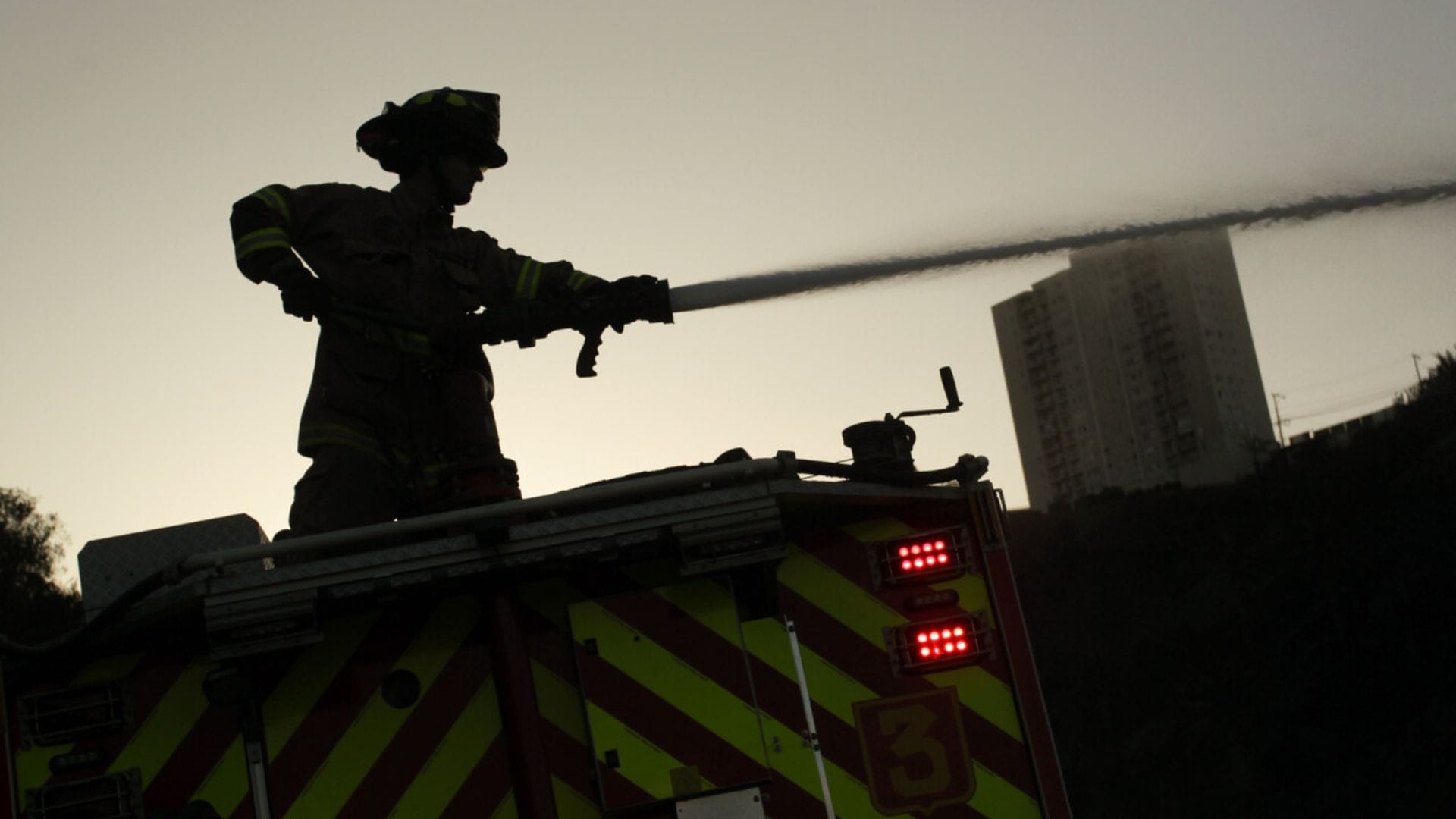 Hombre agredió con arma blanca a Bomberos cuando se trasladaban a combatir incendio