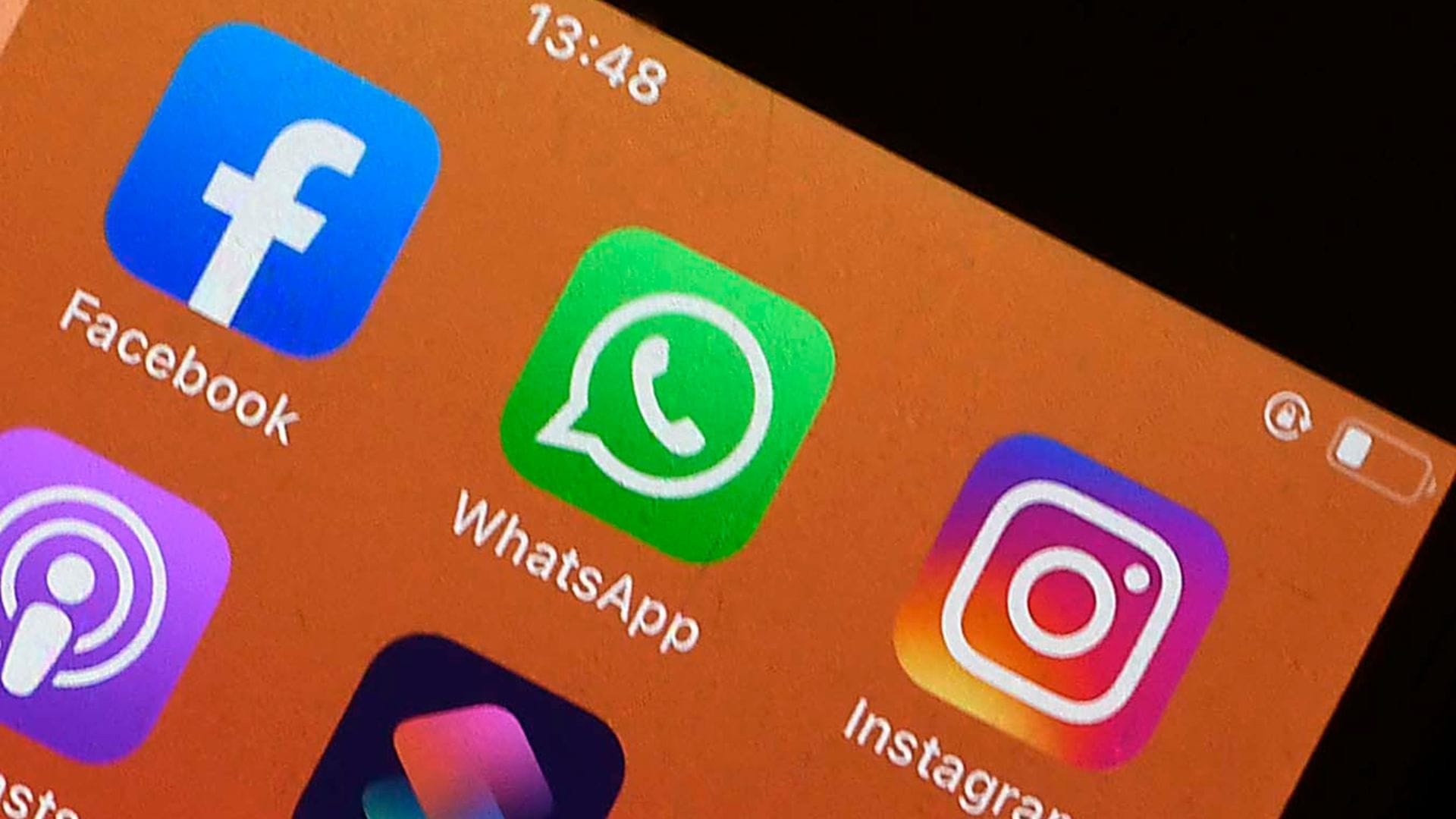 Meta podría comenzar a cobrar en Facebook e Instagram mediante una conocida función
