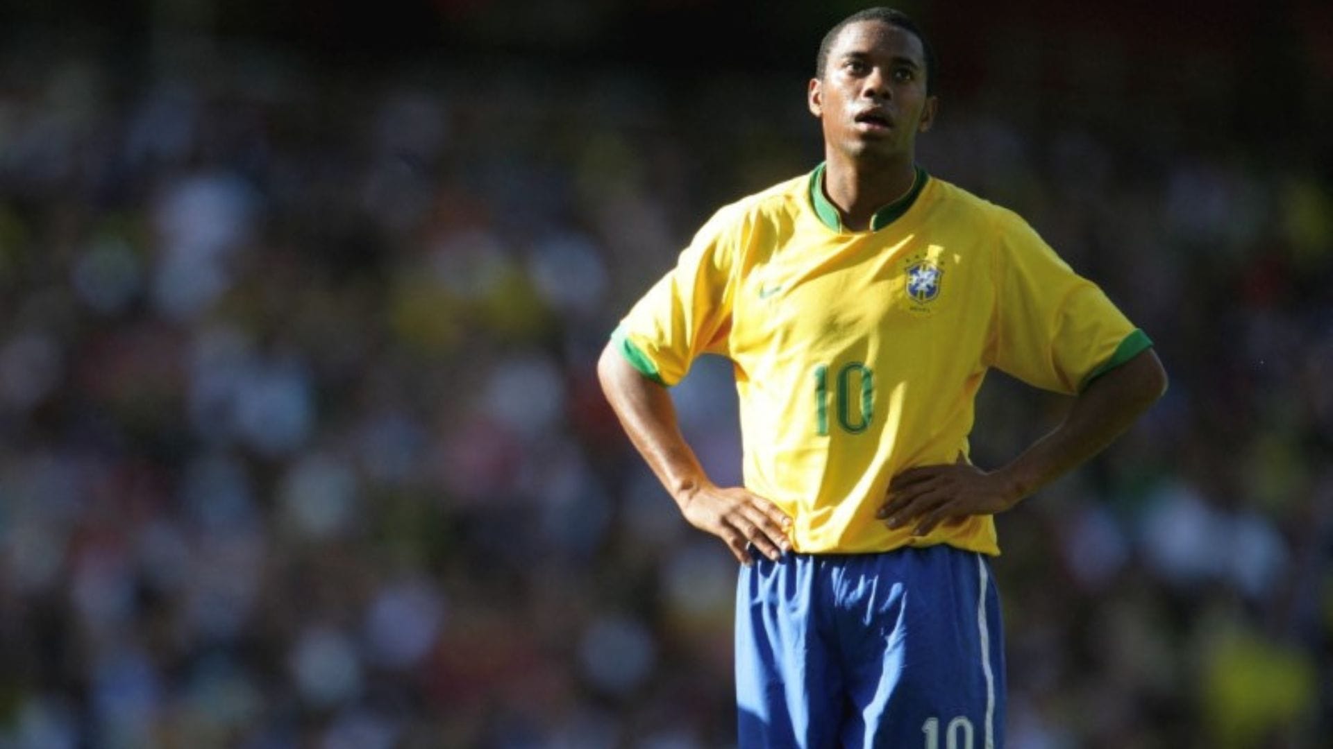 Italia pide a Brasil que exfutbolista Robinho cumpla condena por violación en su país de origen