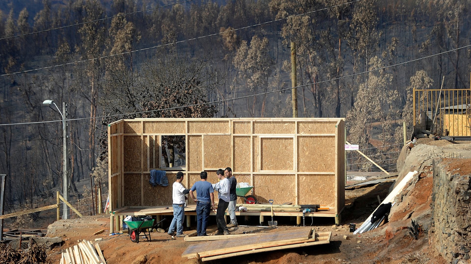 Gobierno comenzó la instalación de viviendas de emergencia para damnificados del Biobío
