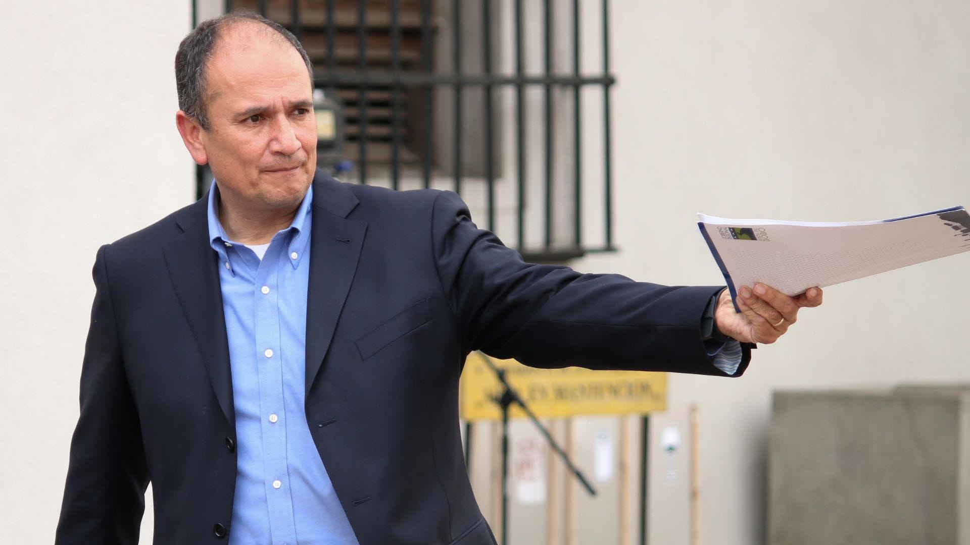 Editorial: Arista caso convenios, las asignaciones por trato directo no debieran existir