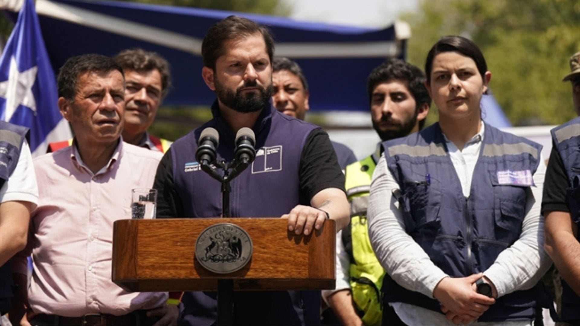 “Ya nos comprometimos”: Presidente Boric anuncia mesa para debatir regulación a la industria forestal