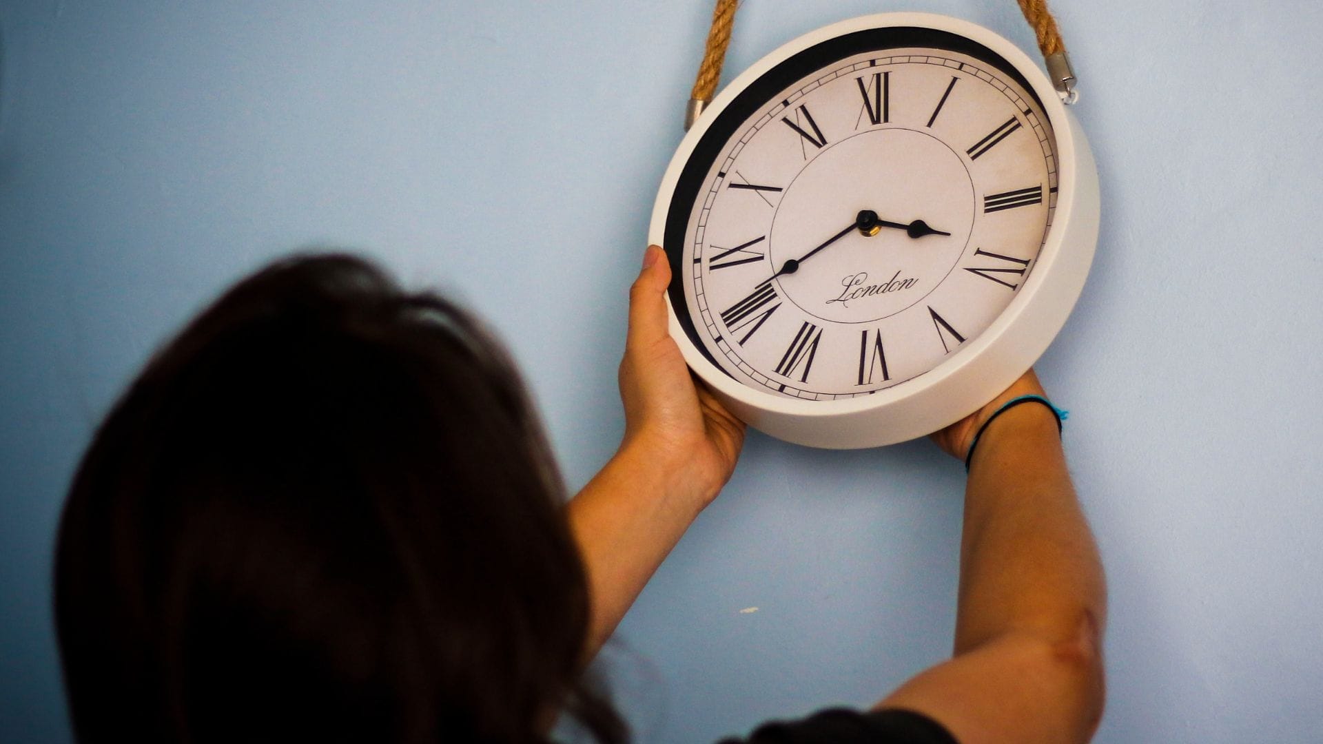 Cambio de hora en Chile: ¿Cuándo comienza el horario de invierno?