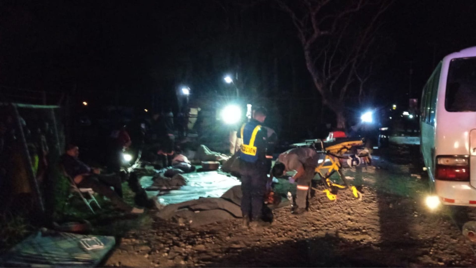 Bus con migrantes a bordo cayó a precipicio dejando al menos 39 personas fallecidas en Panamá