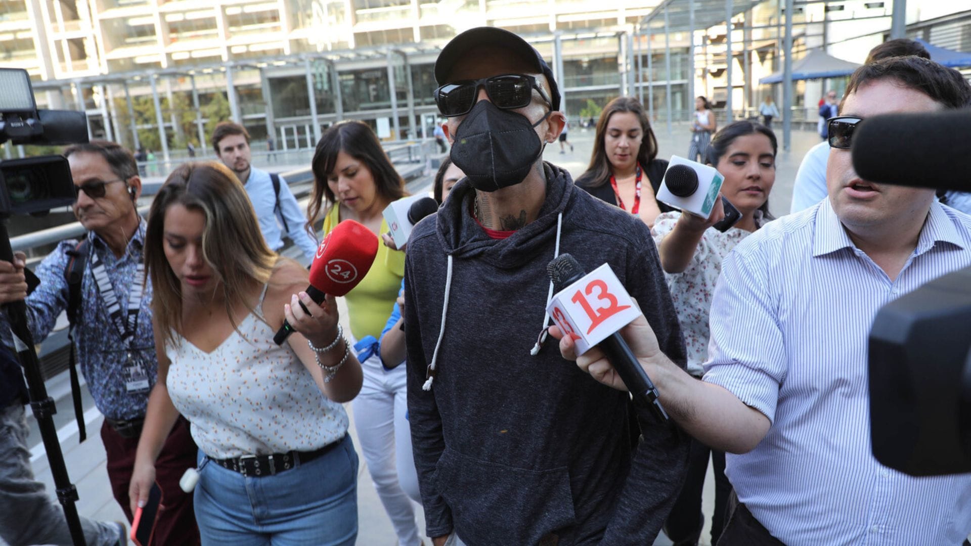 Rodrigo Rojas Vade reconoció estafa y fue condenado: Cumplirá pena en libertad vigilada