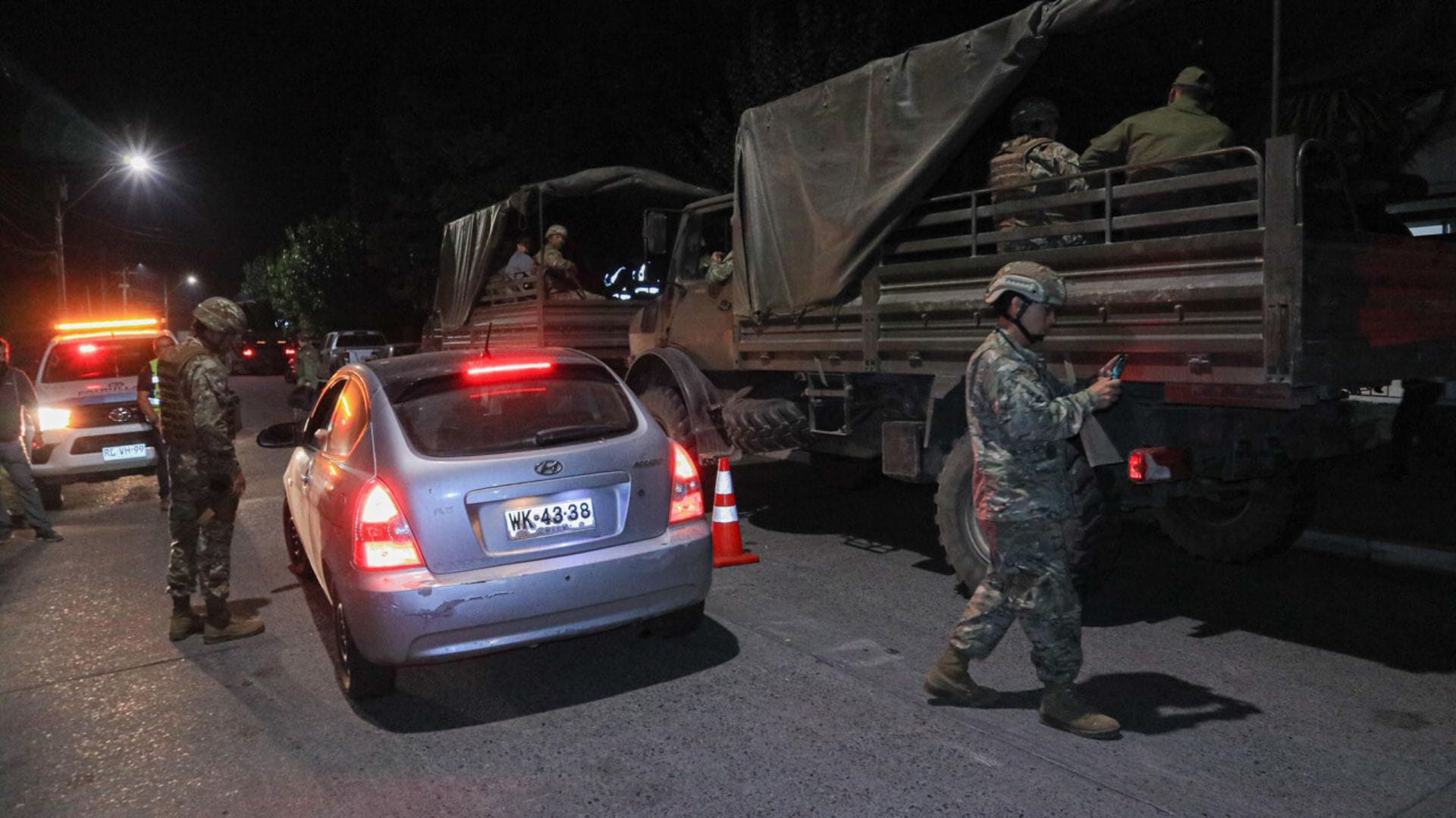 4 detenidos por portar municiones dejó balance de primera noche de toque de queda en el Biobío