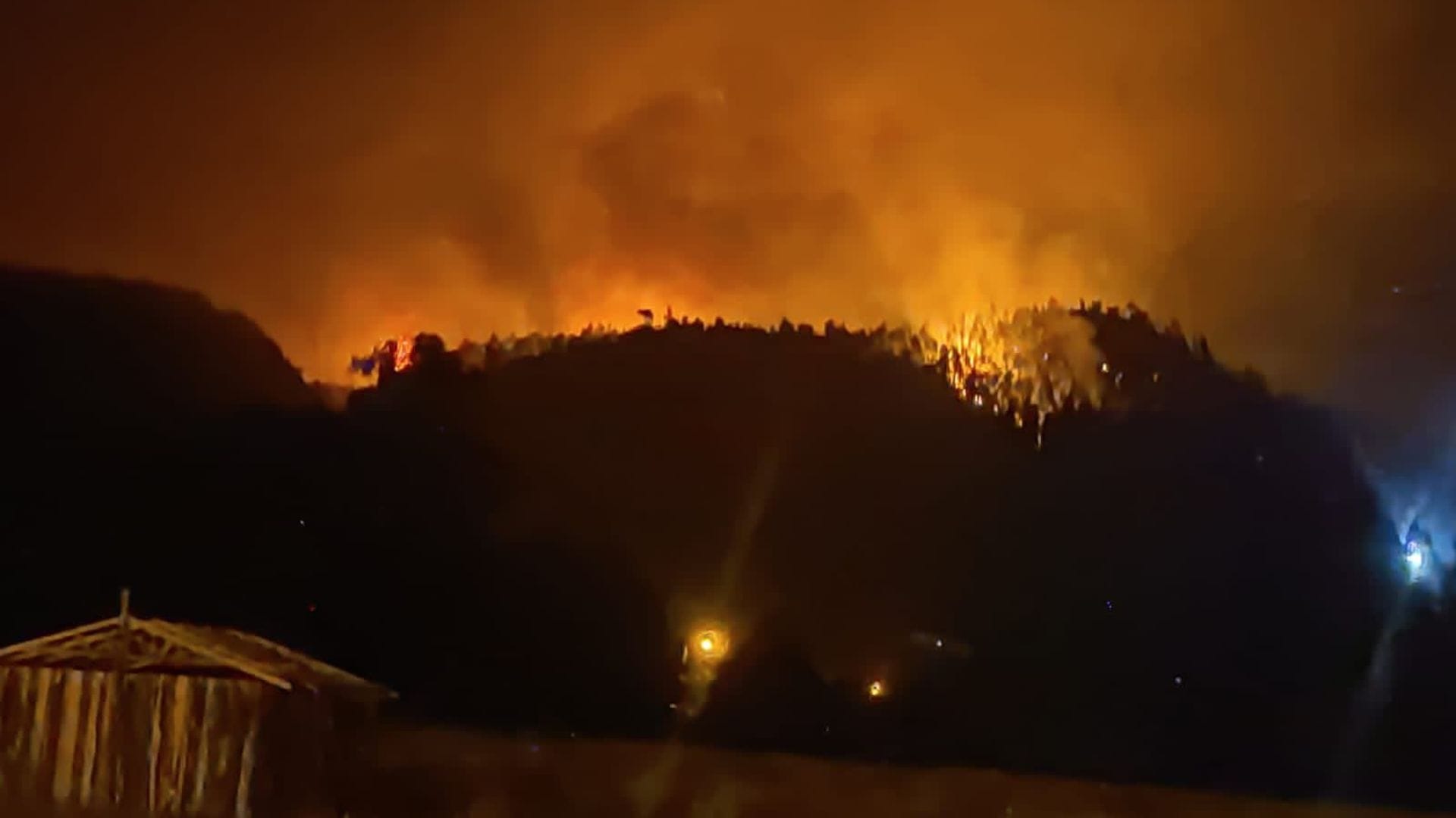 Con arraigo nacional y firma quincenal quedó imputado que habría provocado incendio en Arauco