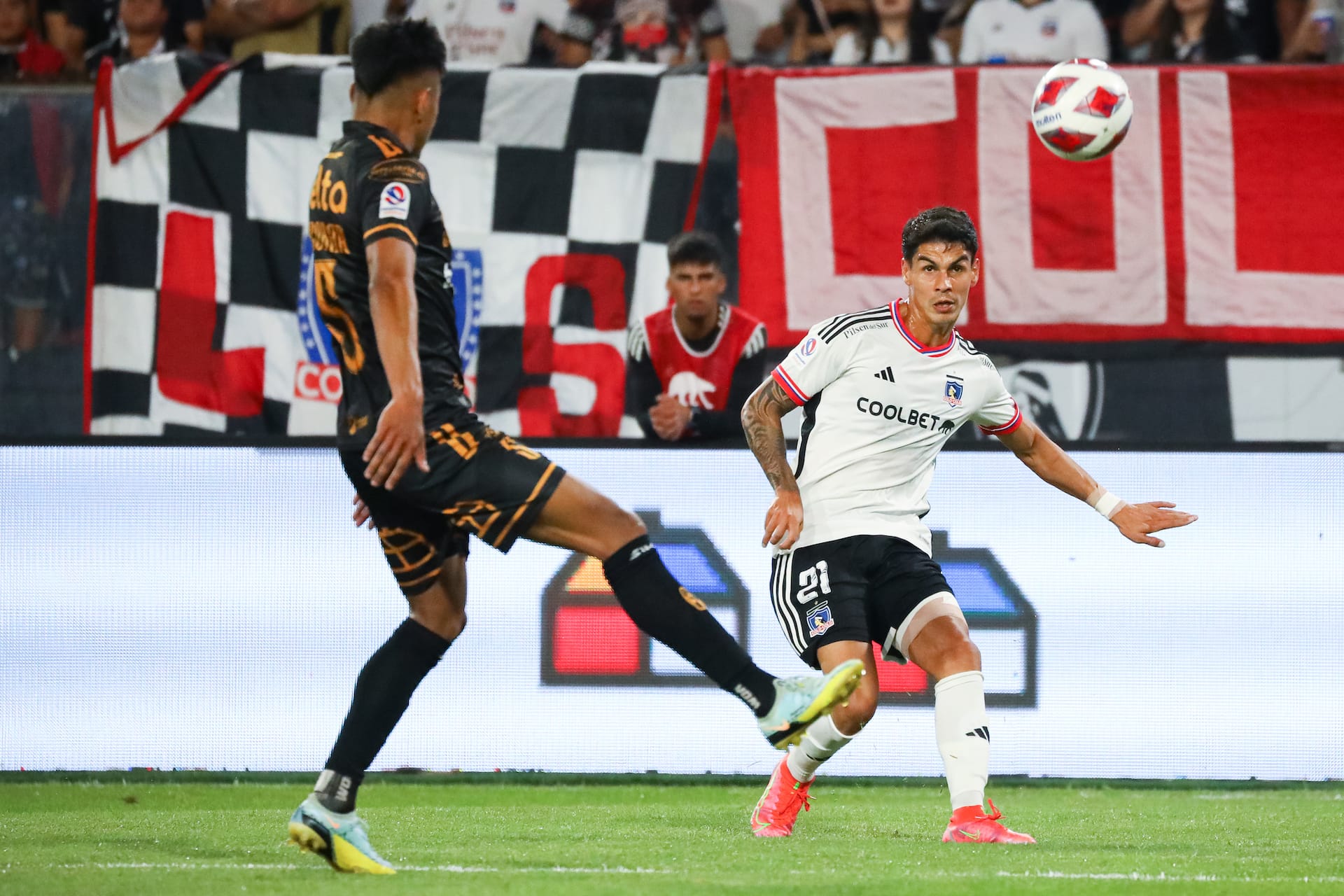 Colo Colo además de pensar en Libertadores no olvida su desafío contra el líder Huachipato