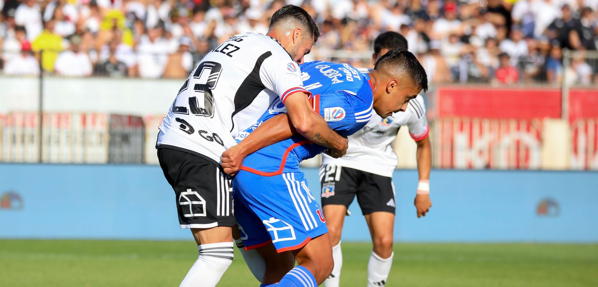 Colo Colo se va molesto del Monumental por la propuesta de la Universidad de Chile