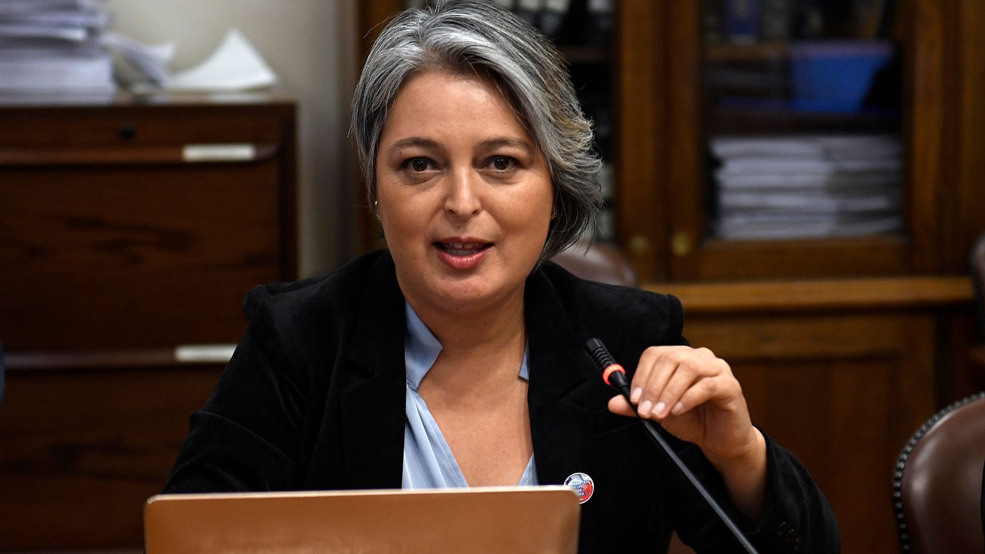“¿De dónde sale esa plata?”: Ministra Jara cuestionó proyecto de Ley “Marraqueta 2.0”