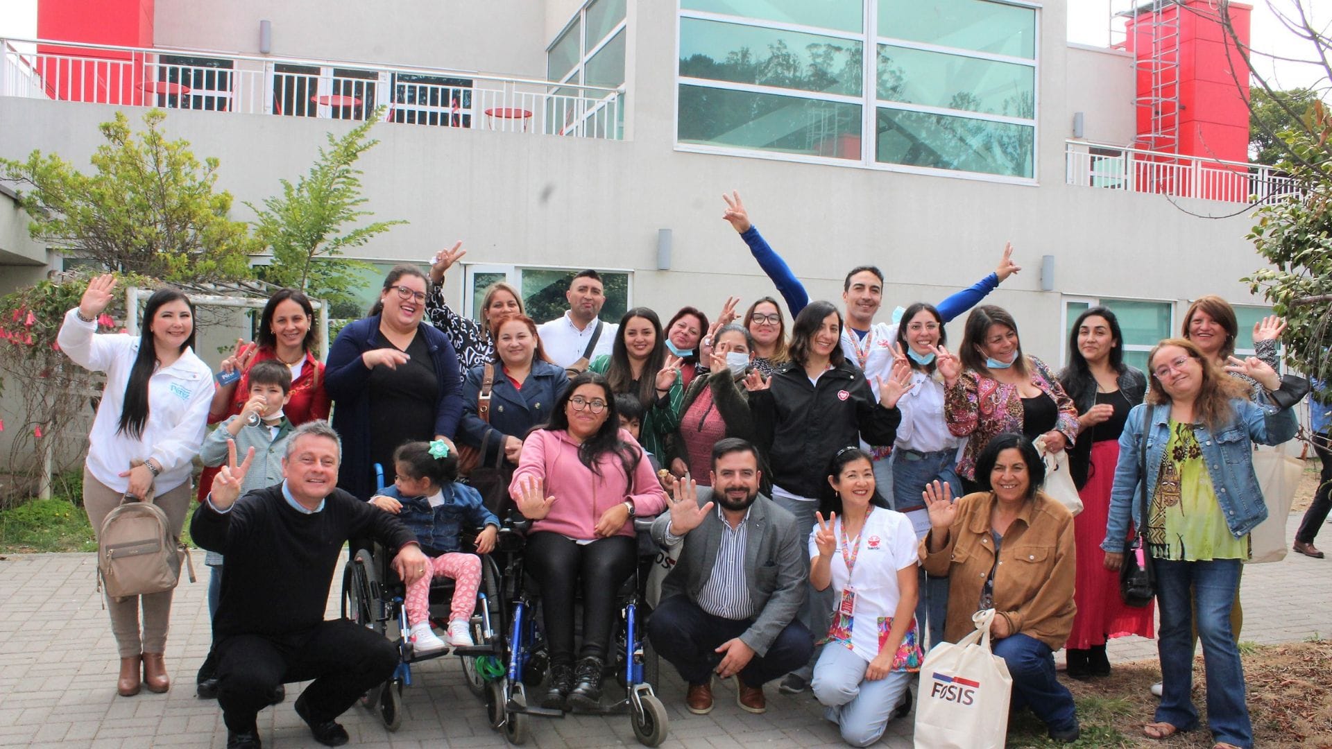 Brindan apoyo a 39 emprendimientos de familias de la Teletón en el Biobío