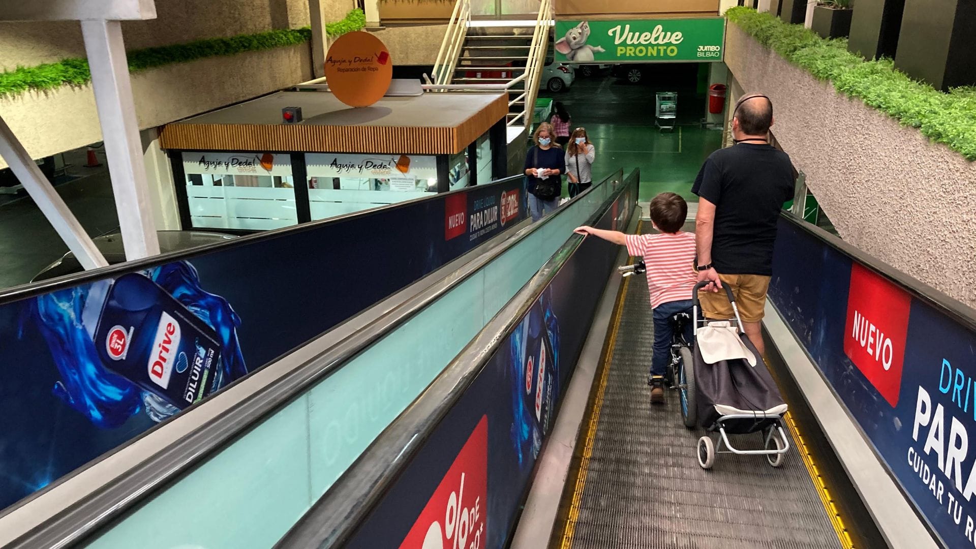 Supermercado Jumbo enfrenta consecuencias legales tras acusar erróneamente a una cliente por robo