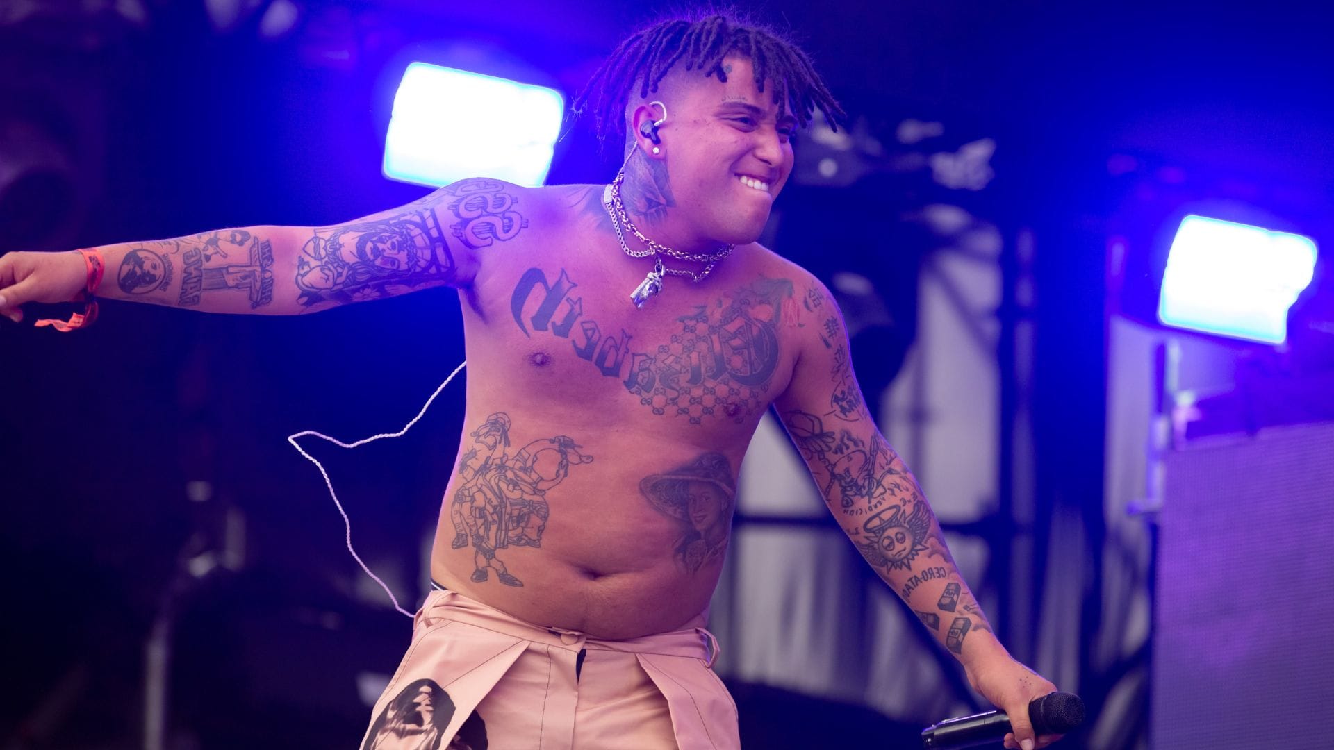 Pablo Chill-E presentó a lo grande su último álbum: Convocó a un centenar de fans en Plaza Italia