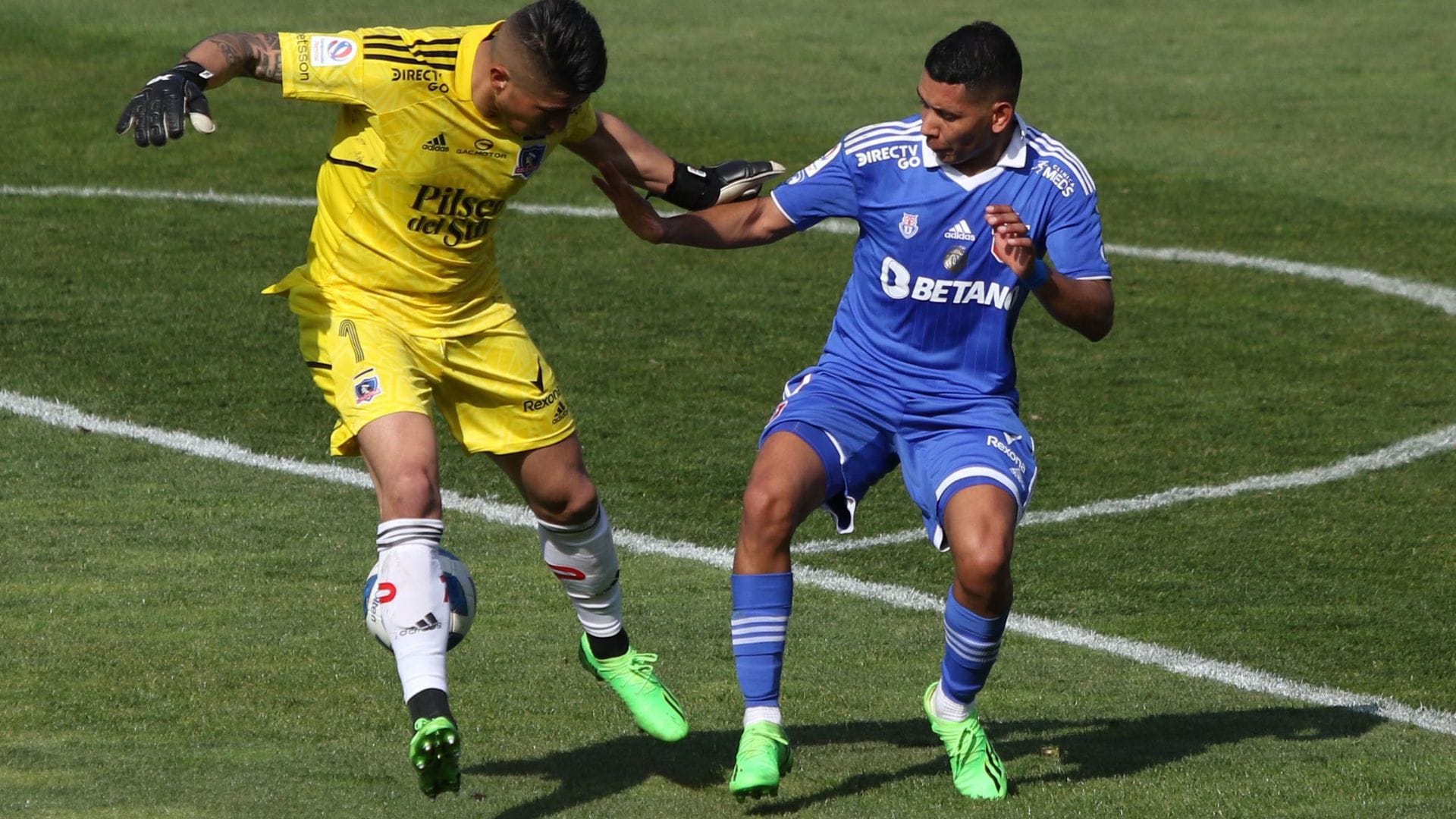 ¿Dónde y a qué hora ver el Superclásico del fútbol chileno?