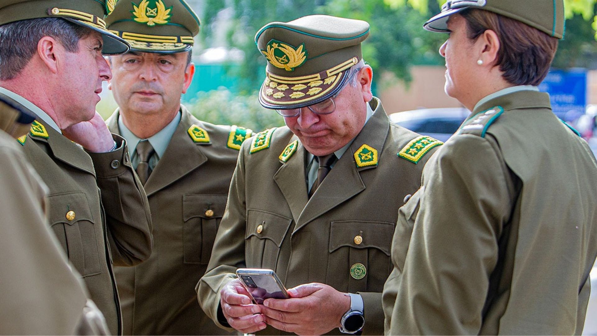 Director de Carabineros emplaza a parlamentarios a aprobar proyectos y “trabajar sin ser cuestionados”