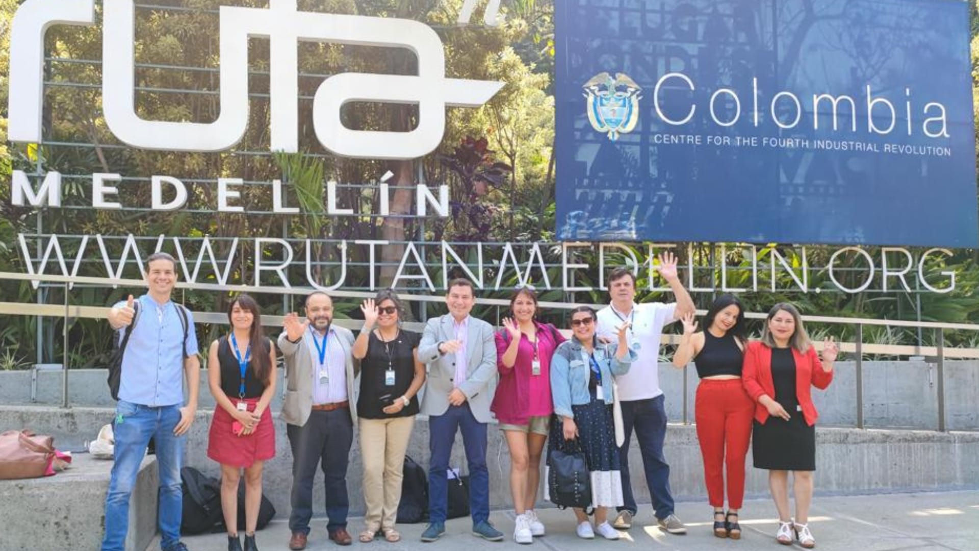 Representantes del Biobío tomaron nota de los ejemplos que cambiaron la cara a Medellín y que podrían replicarse en la región