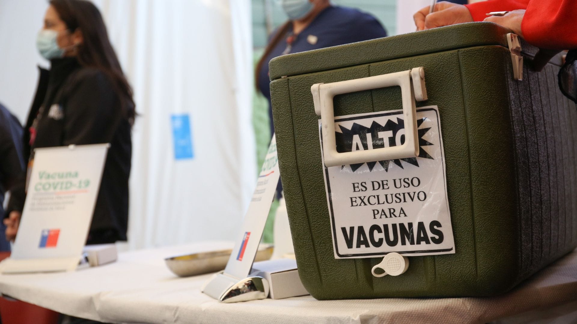 “Una campaña desapercibida”: Exsubsecretario cuestiona comunicación de riesgo por influenza y Covid-19 del Minsal