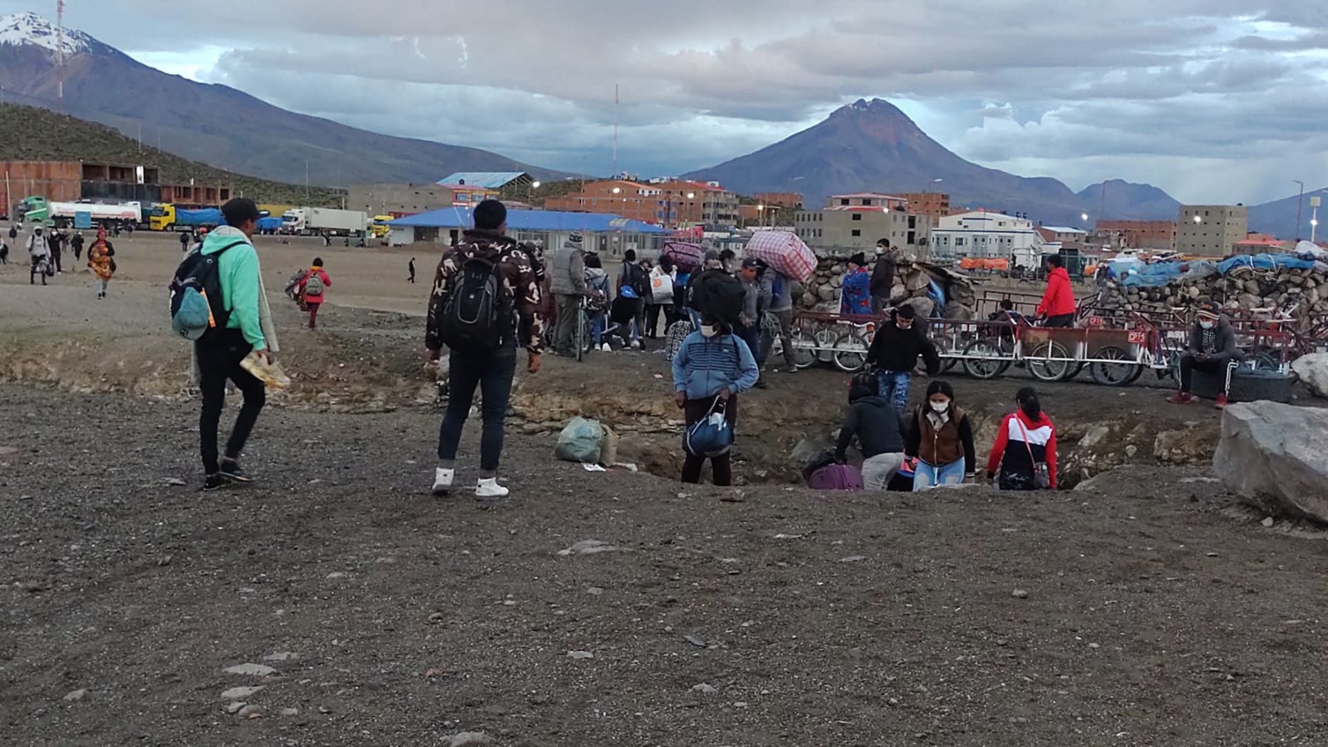 Alcalde de Colchane pide que Evo Morales interceda entre Chile y Bolivia por la crisis migratoria