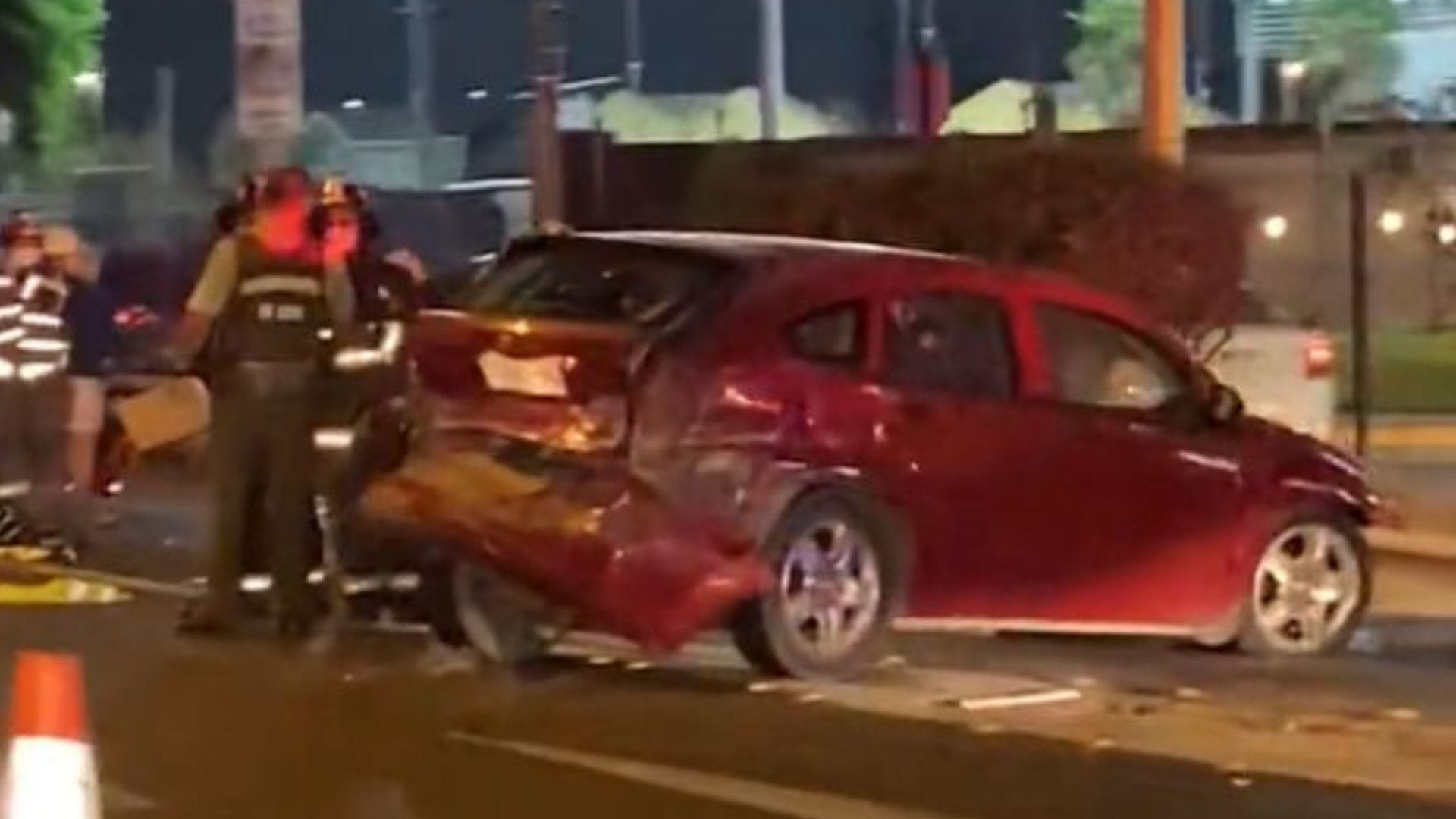 Sujeto chocó, bajó de su auto y fue atropellado en Maipú: Falleció en el lugar