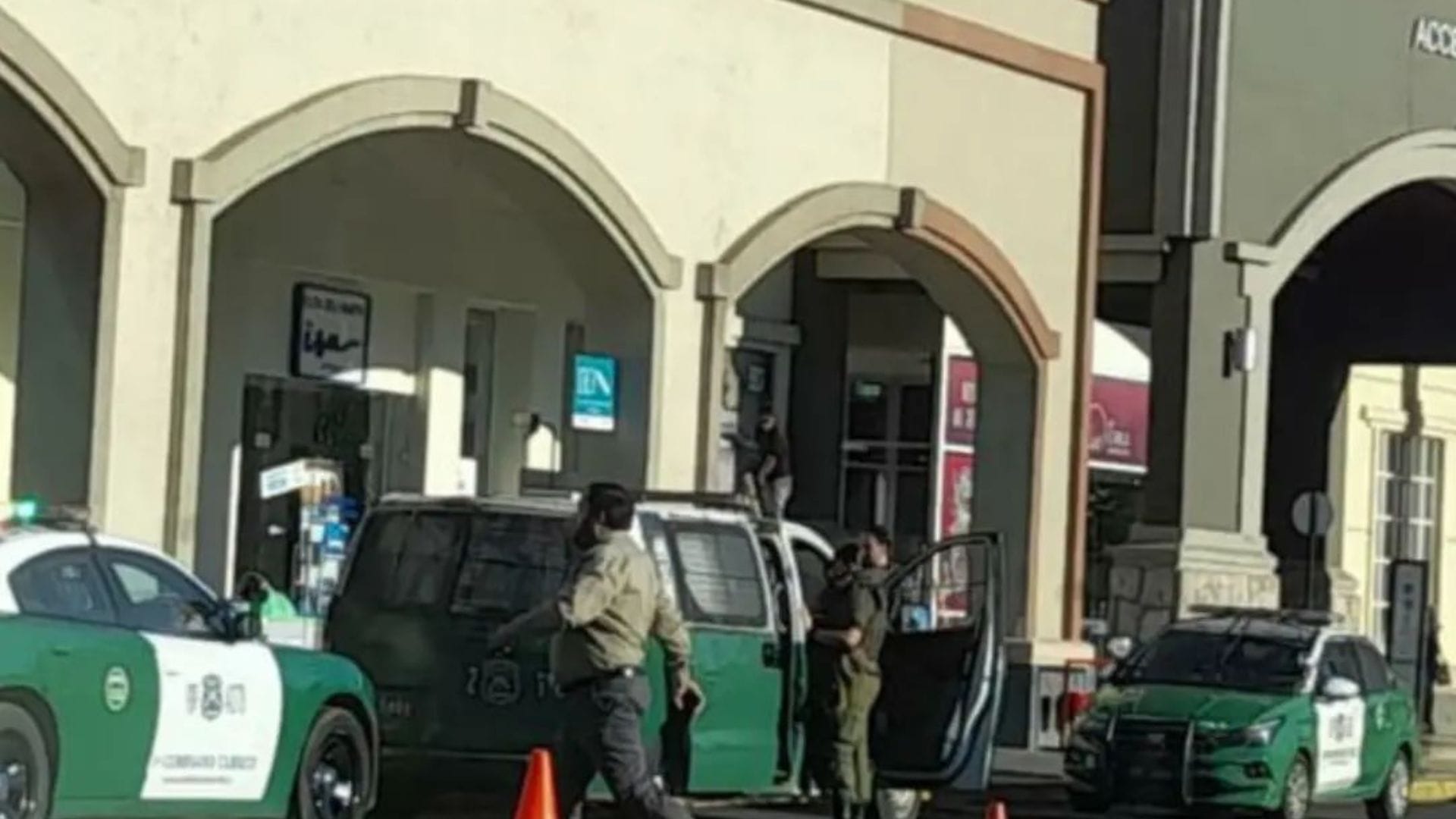 Encomienda reventó al interior de bodega de mall en Curicó: Entregan detalles del contenido que explotó