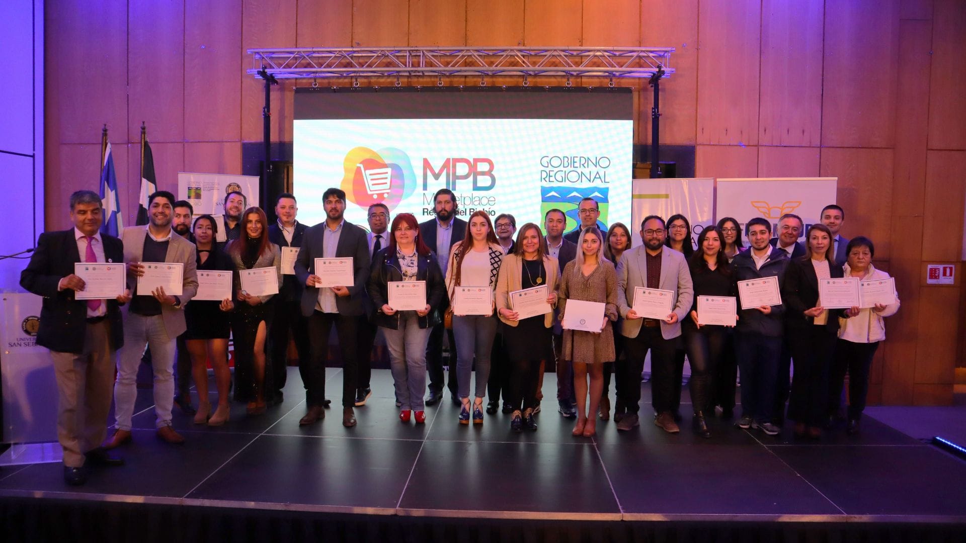 Proyecto “Market Place Biobío” de USS benefició digitalizando a 120 Mipymes de la región