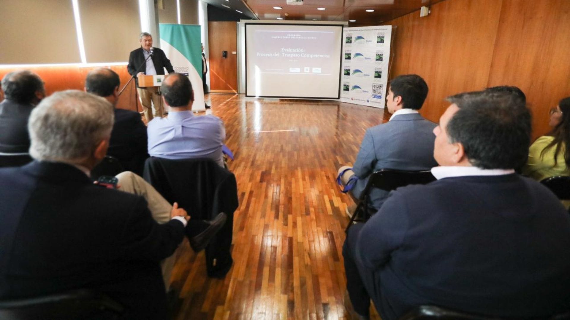 Con énfasis en transporte: Presentan observatorio de Gobierno Regional Abierto en Biobío