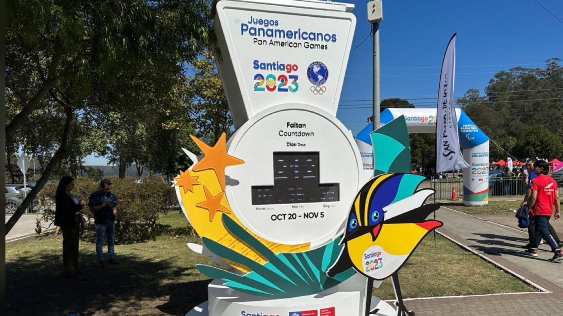 Develan reloj que marca cuenta regresiva para Panamericanos 2023 en San Pedro de la Paz