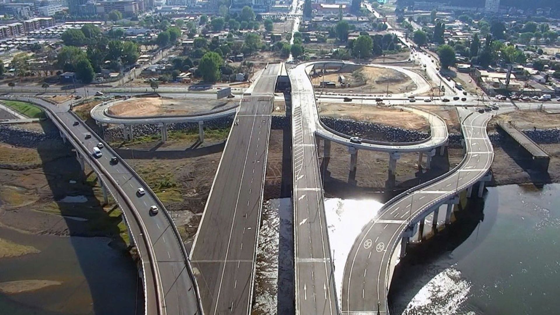 OHL instala faenas para terminar, por fin, el Puente Bicentenario