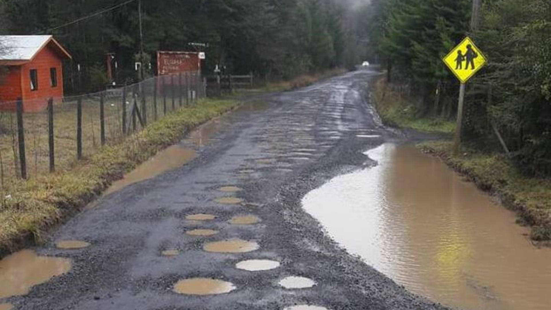 Pesar por muerte de niño en el Biobío: Ruta en mal estado impidió llevarlo a tiempo al Cesfam
