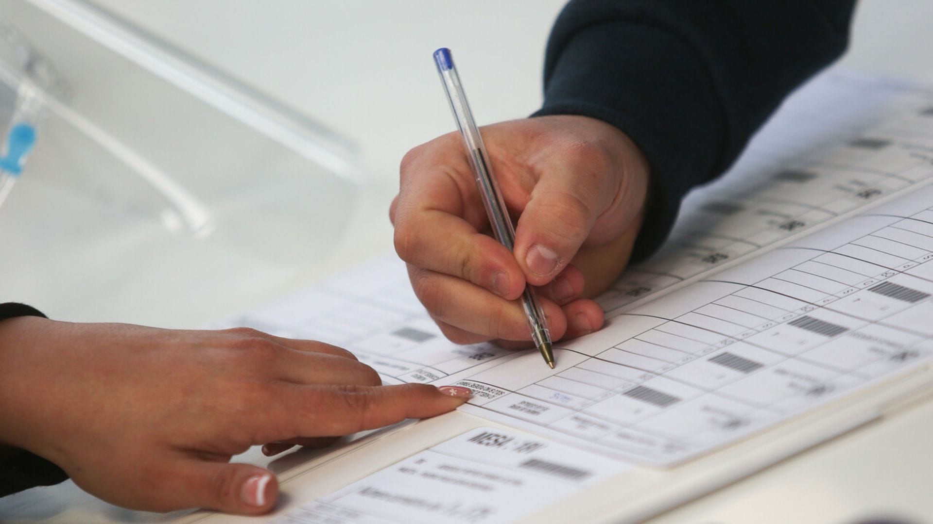 Partidos políticos lideran aportes a candidatos al Consejo Constitucional en el Biobío: Monto supera $71 millones
